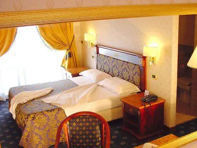 Hotel Cilicia 3*